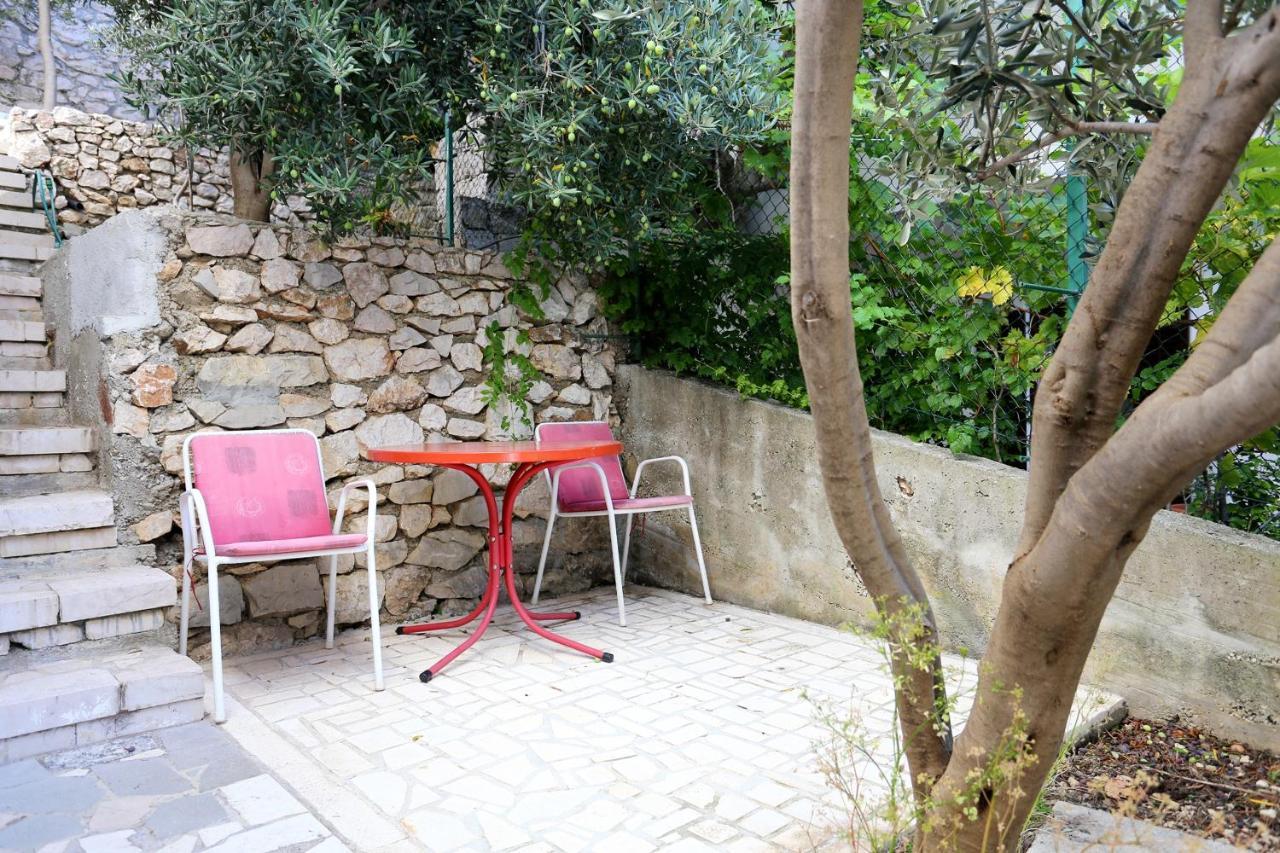 Apartments By The Sea Pisak, Omis - 1014 Exterior foto