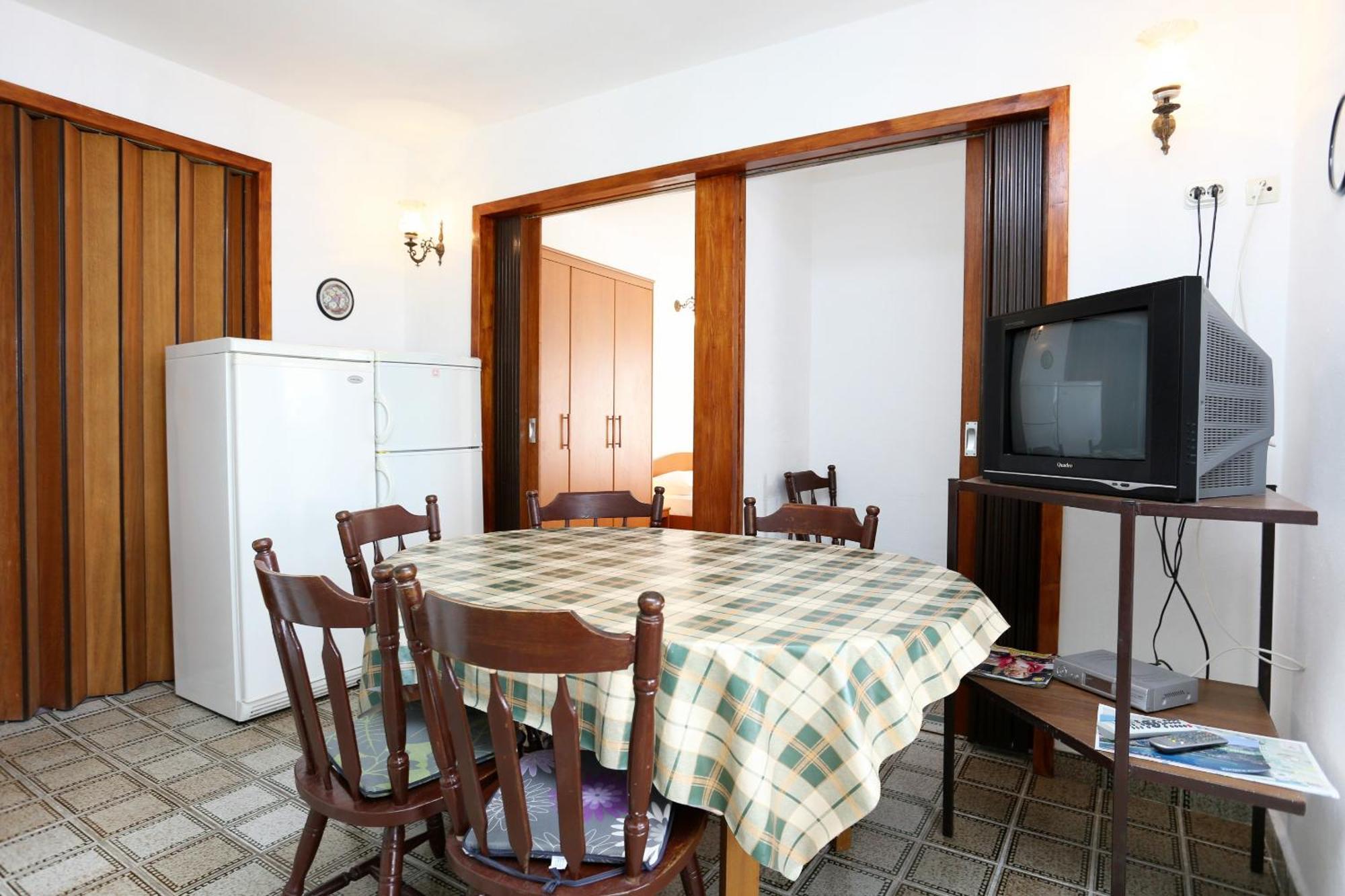 Apartments By The Sea Pisak, Omis - 1014 Habitación foto