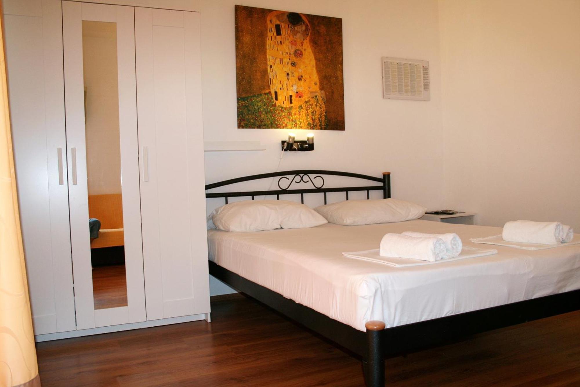 Apartments By The Sea Pisak, Omis - 1014 Habitación foto